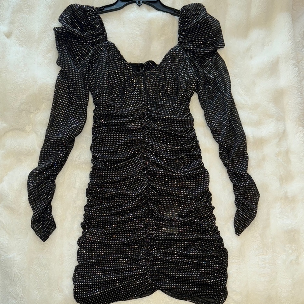 Black Ruched Bodycon Dress with Puff Sleeves